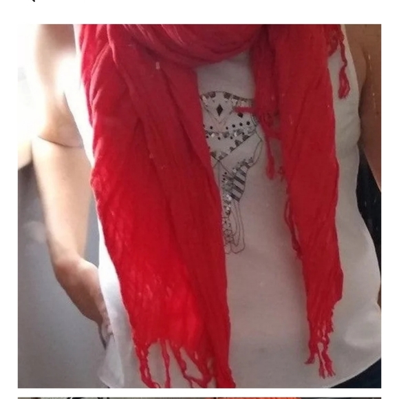 Club Monaco scarf/wrap - Picture 3 of 5